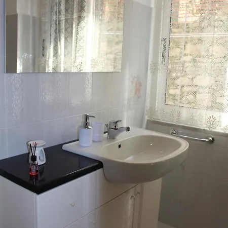 Dorina House Pontedassio
