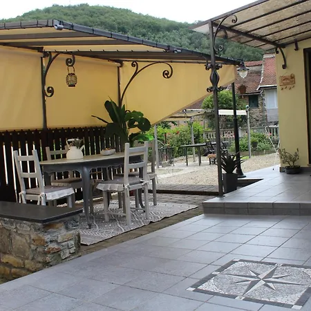 Dorina House Tatil Evi Pontedassio